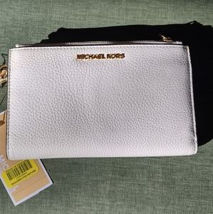 Michael Kors Wristlet Wallet